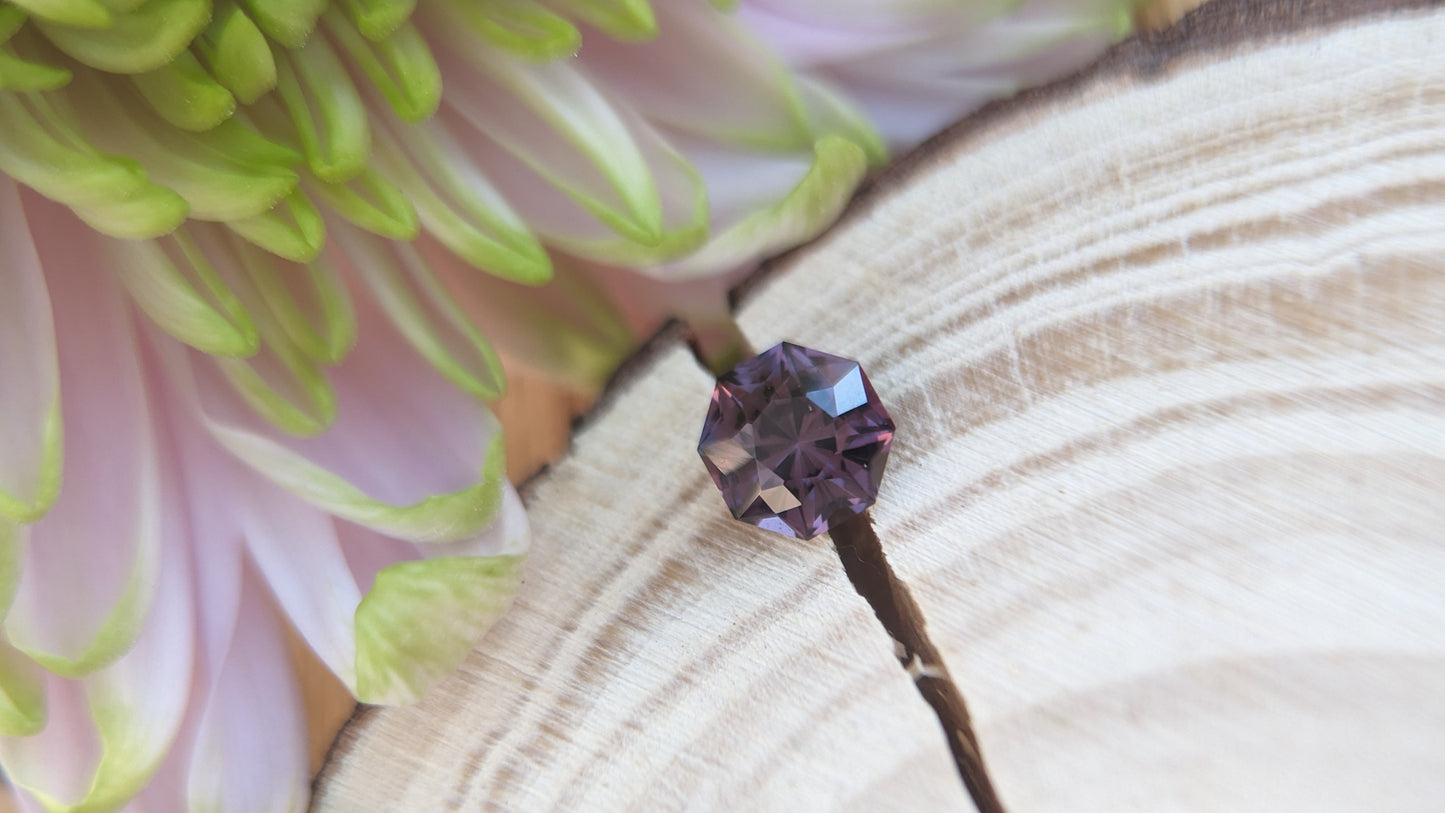 Purple 1.42ct Spinel