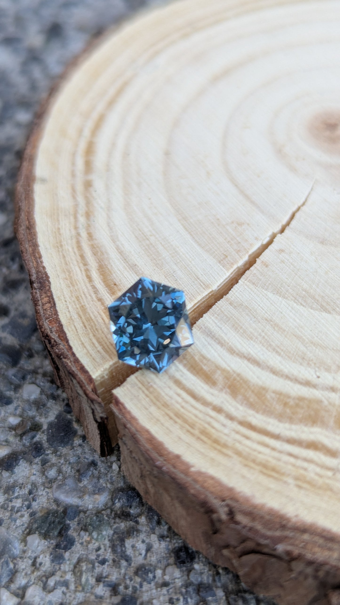 Blue 2.57ct Spinel